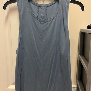 LULULEMON TOP